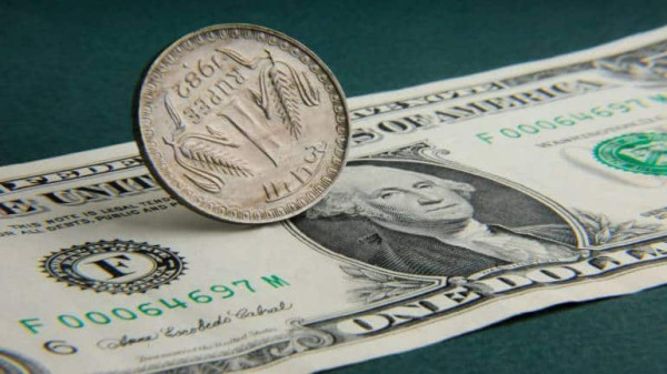 Rupee falls 4 paise to close at 83.43 against US dollar