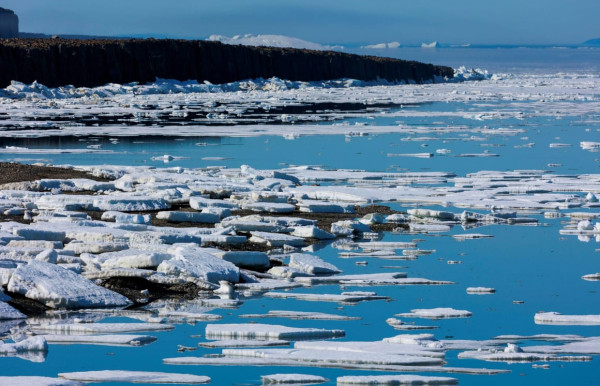 Shrinking Arctic ice redraws the map for internet cable connections