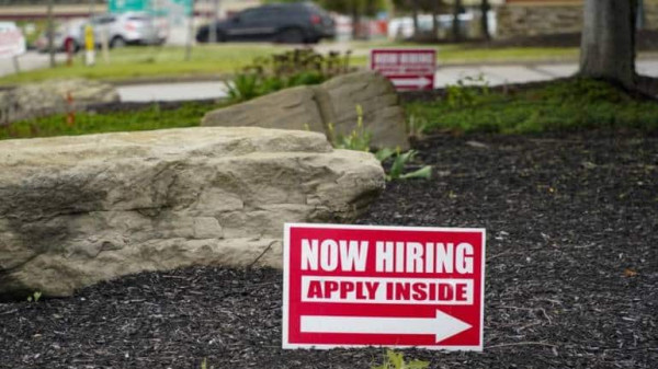 US job growth beats expectations in March; wages increase steadily