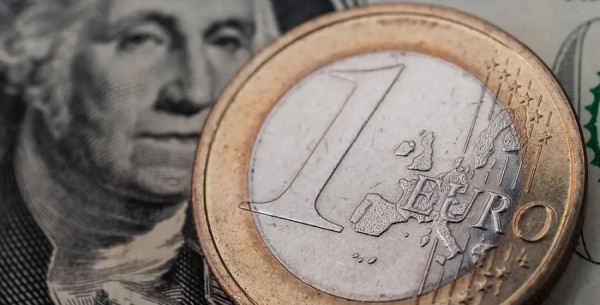 EUR/USD: Waiting for price turbulence