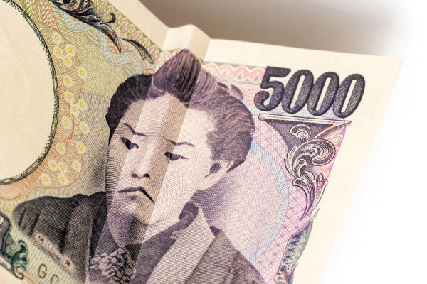 USD/JPY Forecast: The BoJ, Household Spending, the Fed, and 155