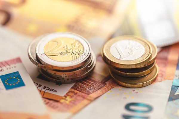 EUR/USD Forecast – Euro Plunges Overnight Only to Recover