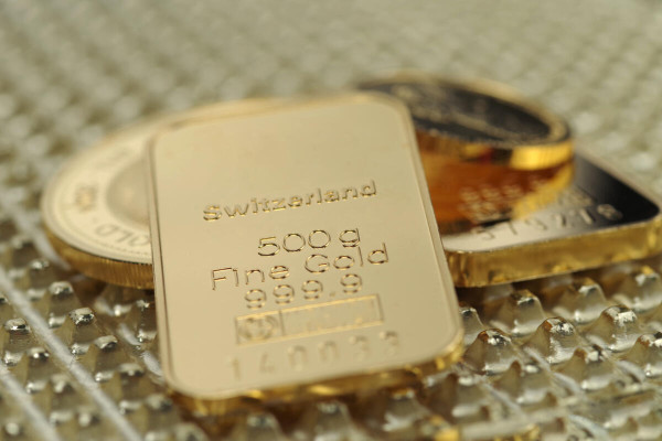 Gold, Silver, Platinum Forecasts – Gold Sets New Records As Rally Continues