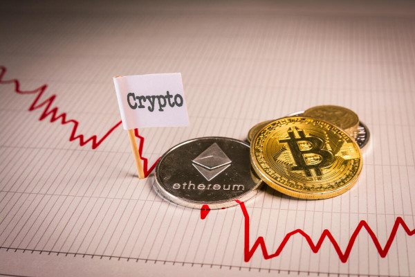 Crypto Market Retreats Due to Overhang of Sellers