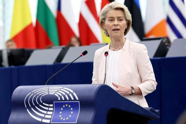 Von der Leyen threads the climate needle to keep her job