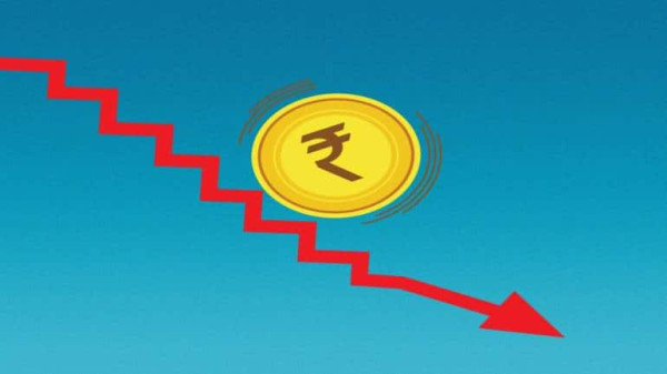 Short-term pressure on rupee unlikely to affect exports: Experts