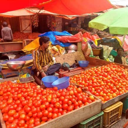 This inflation is all lemons and mangoes: Prices of only 60 items drop even as CPI declines to 59-month low