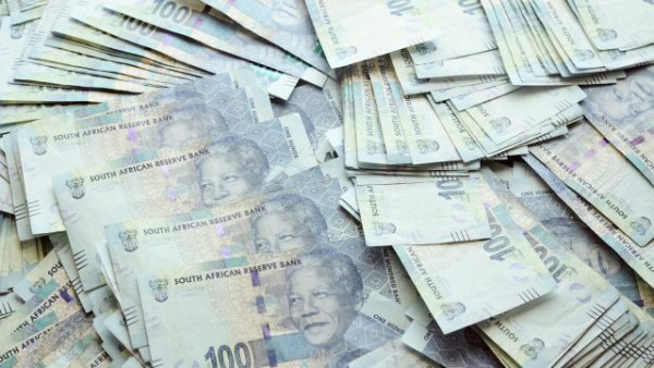 USD/ZAR Analysis: Solid Bearish Momentum as Positive Results Combine