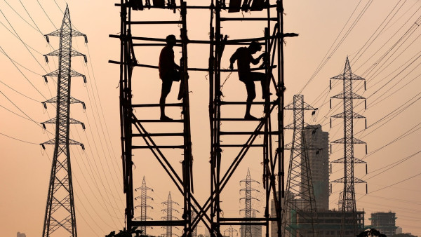 Moneycontrol Pro Panorama | Betting on India's power sector boom