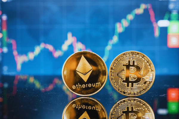 3 Top Altcoins Massively Outperforming Bitcoin and Ethereum These Days