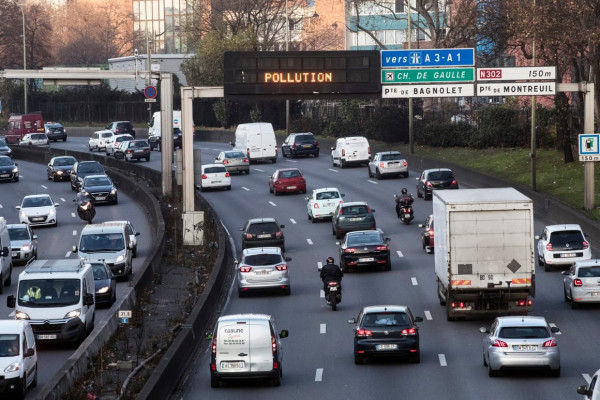 Too fast, too furious: Paris speed limit crashes into right-wing opposition